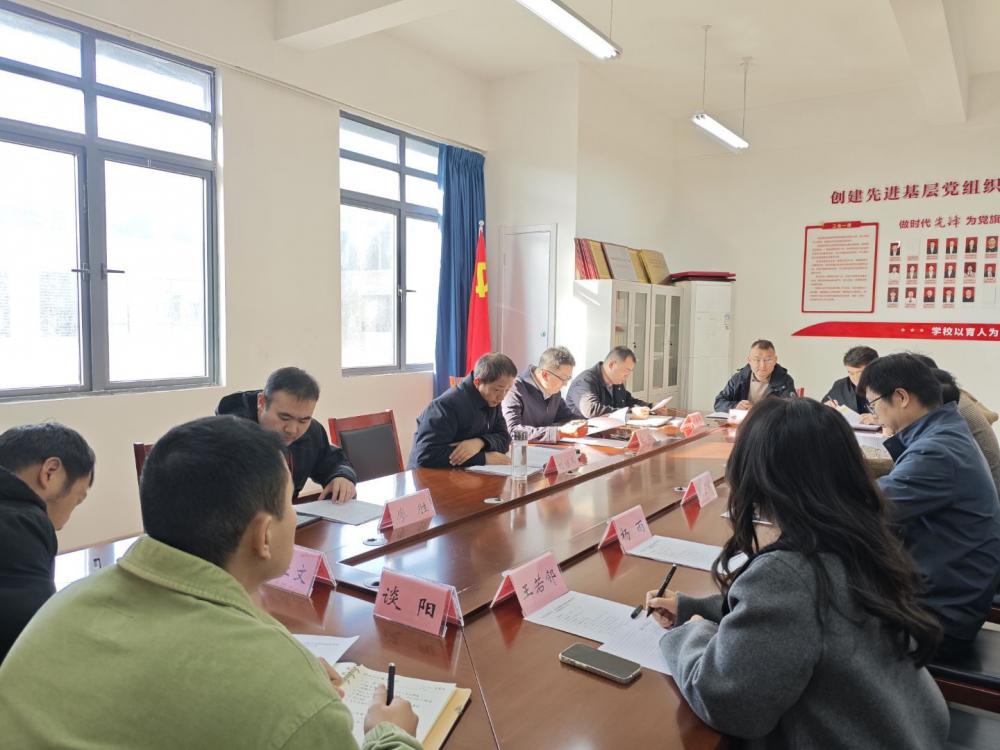 6932aacfab05b.jpg E724A93FF891A0AAC4F05F7F9F45DECB.jpg