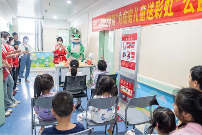 675aa3a3b00bd.jpg 6667a3aaec22a.jpg