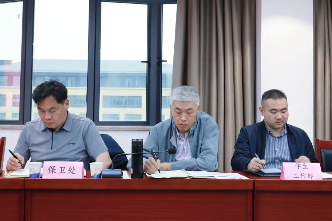 6804f12acc3e9.jpg 640 (2).jpg