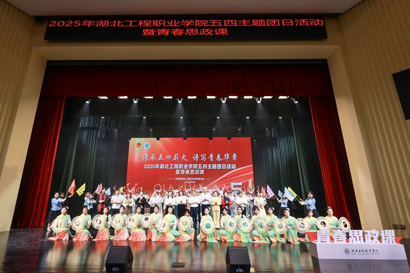 68ba4e2812a10.jpg 6819da9d402a4.jpg