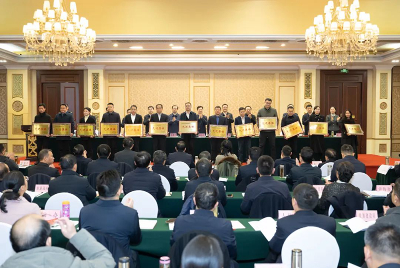 67b29517e3b30.jpg 640.jpg