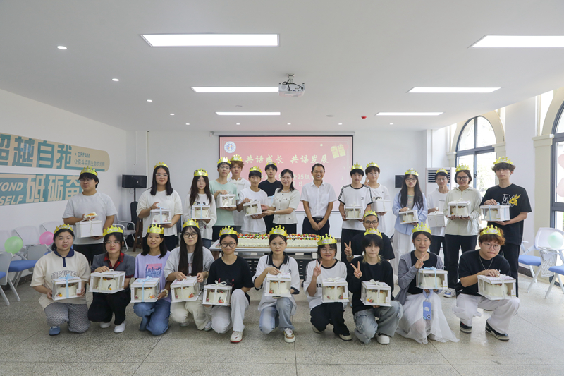 68ec54586215d.jpg 2F4A0416.jpg