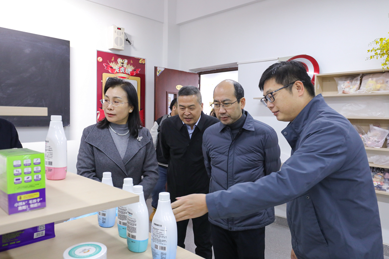 691e75f29a813.jpg 1M4A5603.jpg