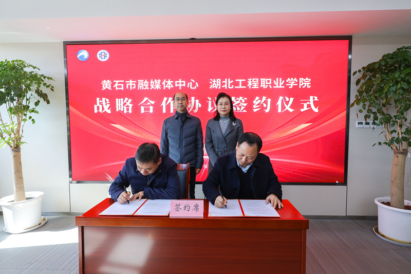 691e760db1279.jpg 1M4A5669.jpg