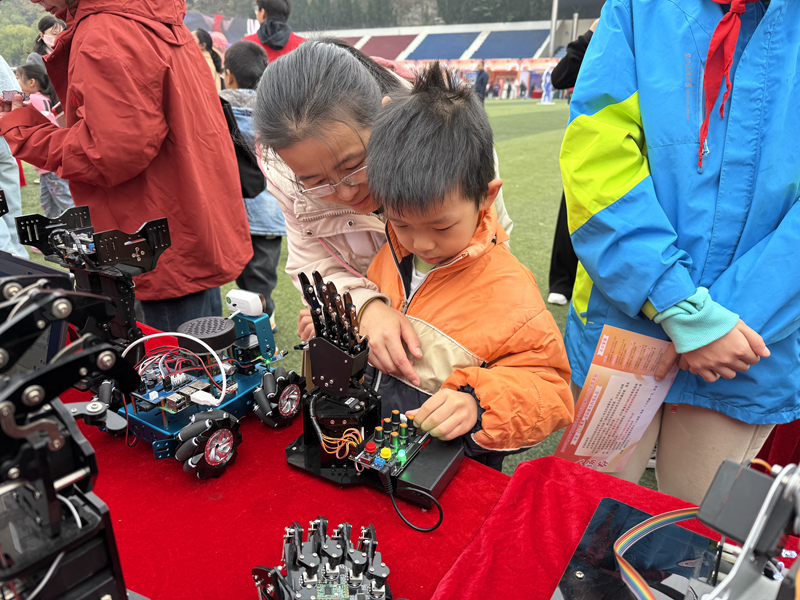 6923f9944e3a5.png 3192940B@57A61502.77E22269.png