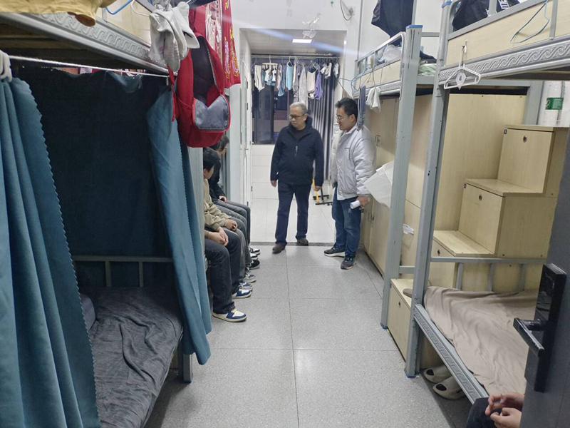 693928c7c5f34.jpg FB1ACD61D3E59F8E66D0912D0BFCF3E5.jpg