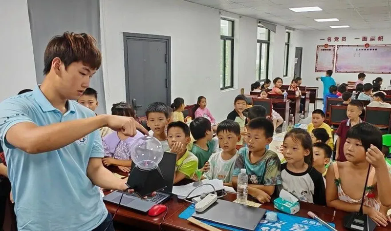 693b85ca1228e.png 640 (2).webp.png