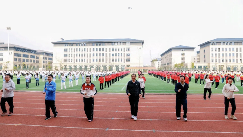 69c9d20176595.jpg 80CA709A685E2FD7DDA995D0DF83DAFF.jpg