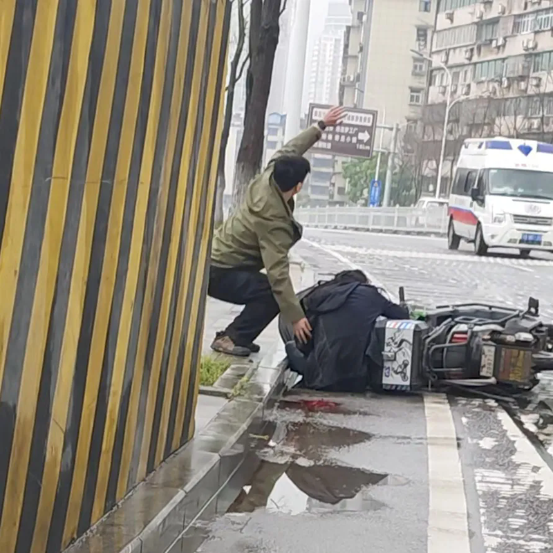 69dc9f83f3324.png 640.webp.png