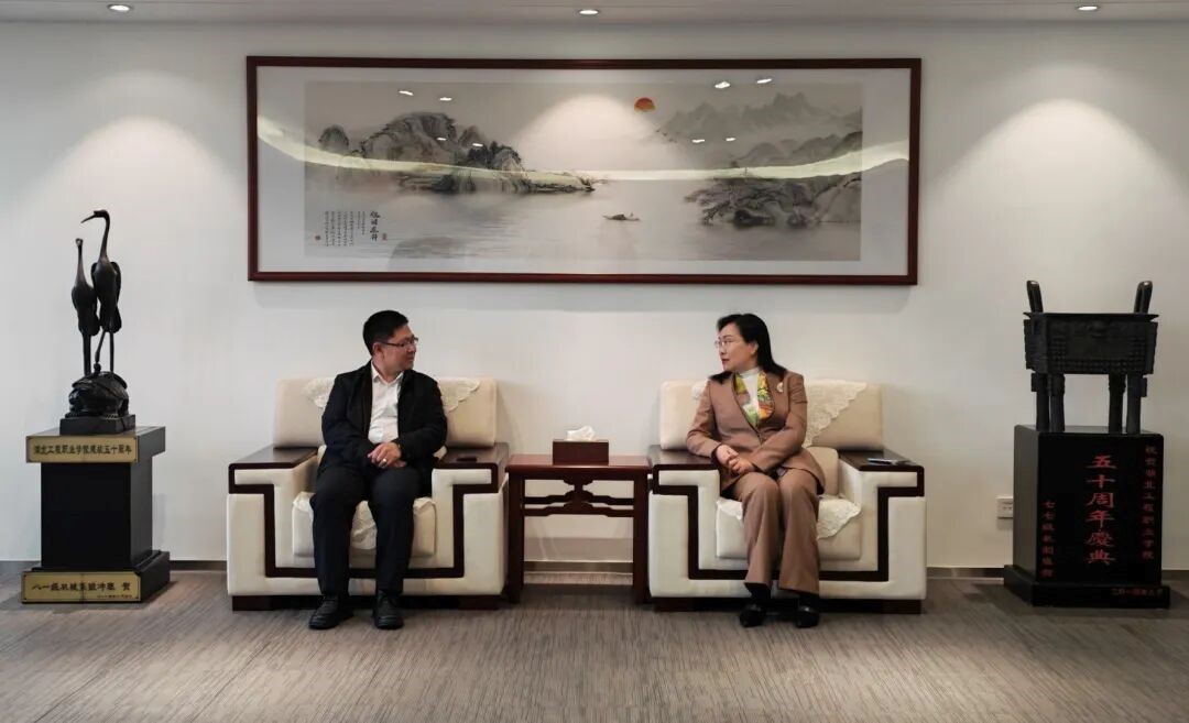 刘书记.jpg