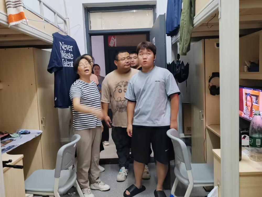 68e712c27fcf3.png 图片2.png