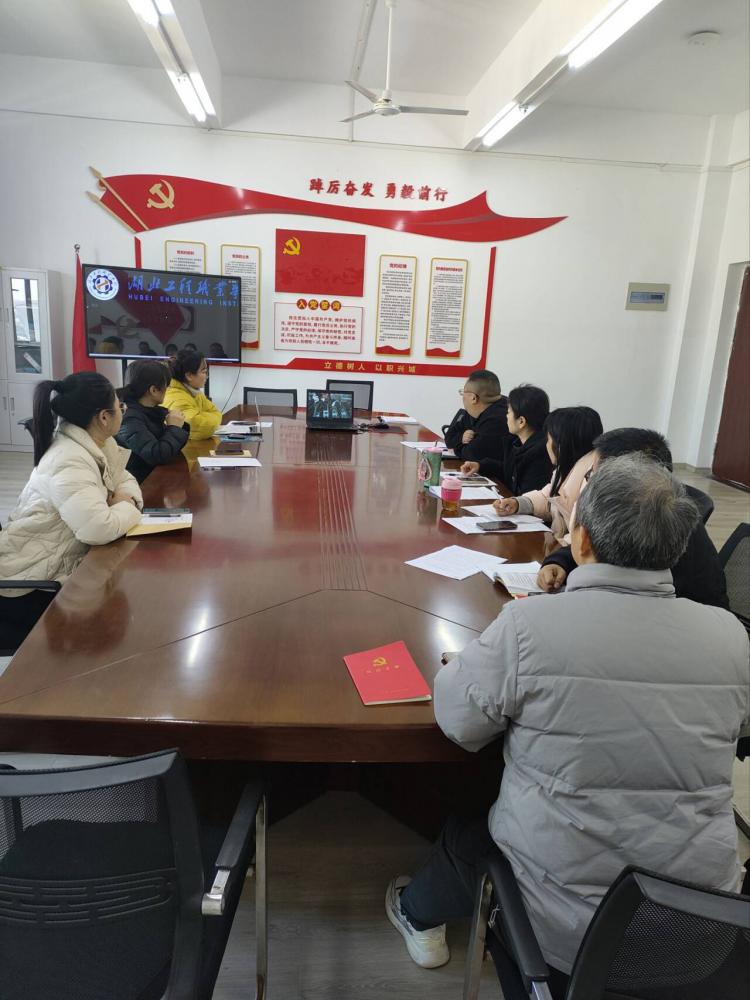 694ddca1e9994.jpg d8dec5417414bfa62552641952f557ba_720.jpg