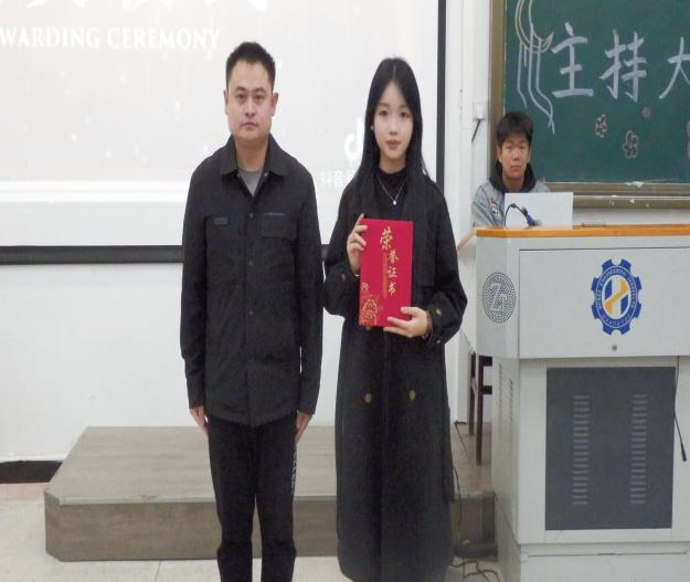 6903577cbd3dc.jpg B98E566C85ACCEE572F1FDA3AA0426C2.jpg