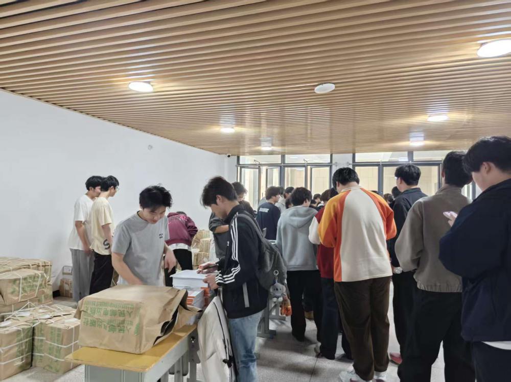 发书图片_2.jpg