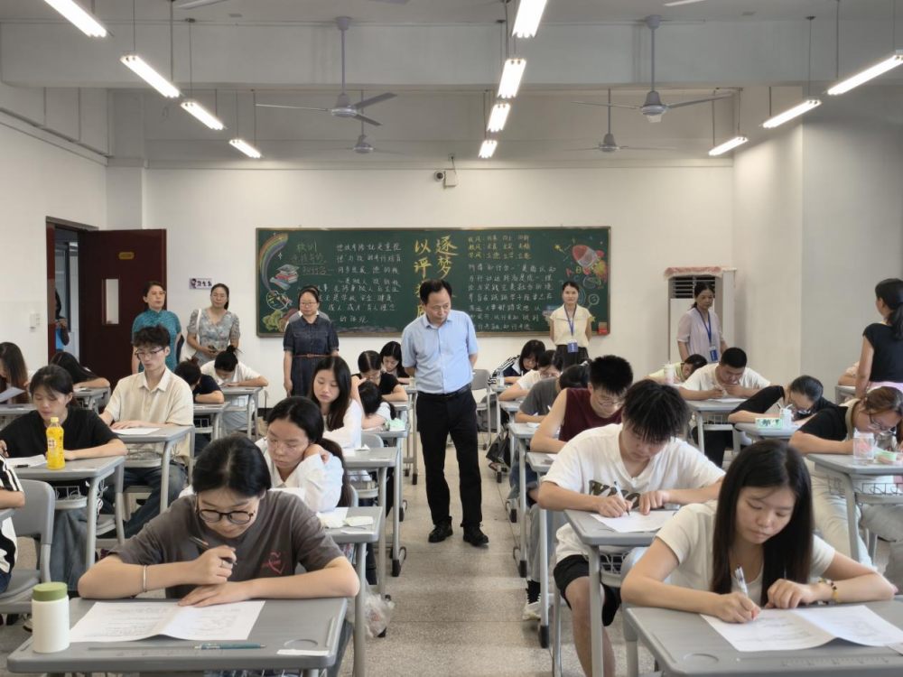 6a450db2cefbc.png 图片3.png